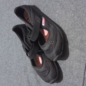 New Balance Mary Jane